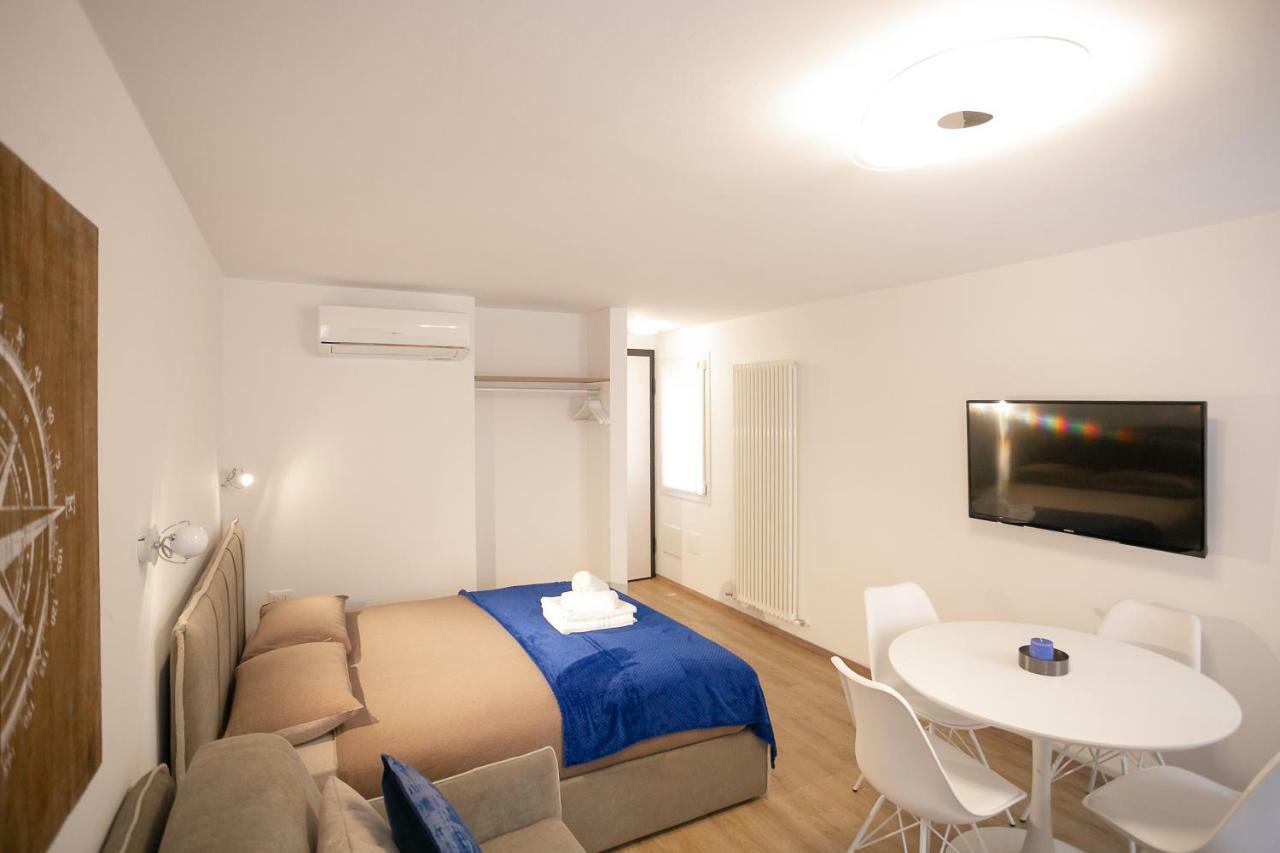 Casa Azzurra Apartment คิออกเจีย ภายนอก รูปภาพ